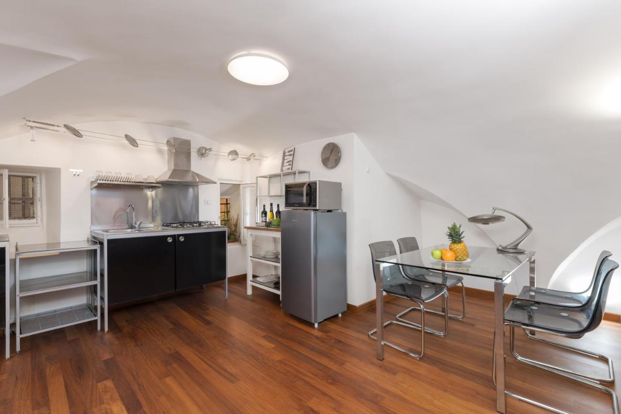 Apartament NEW! Amazing Piazza Navona View Rzym Zewnętrze zdjęcie